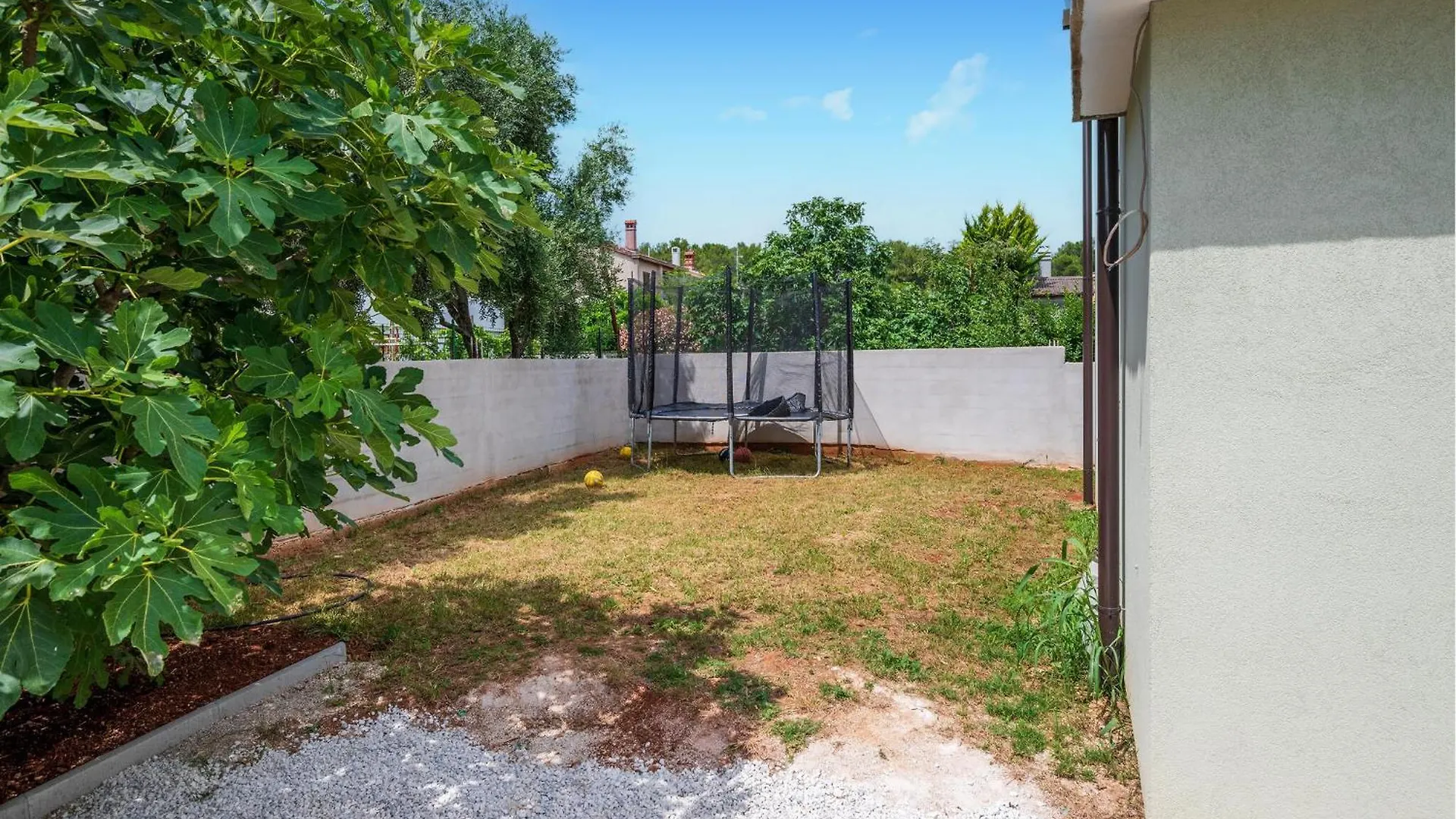 4 Bedroom Gorgeous Home In Pula Holiday home