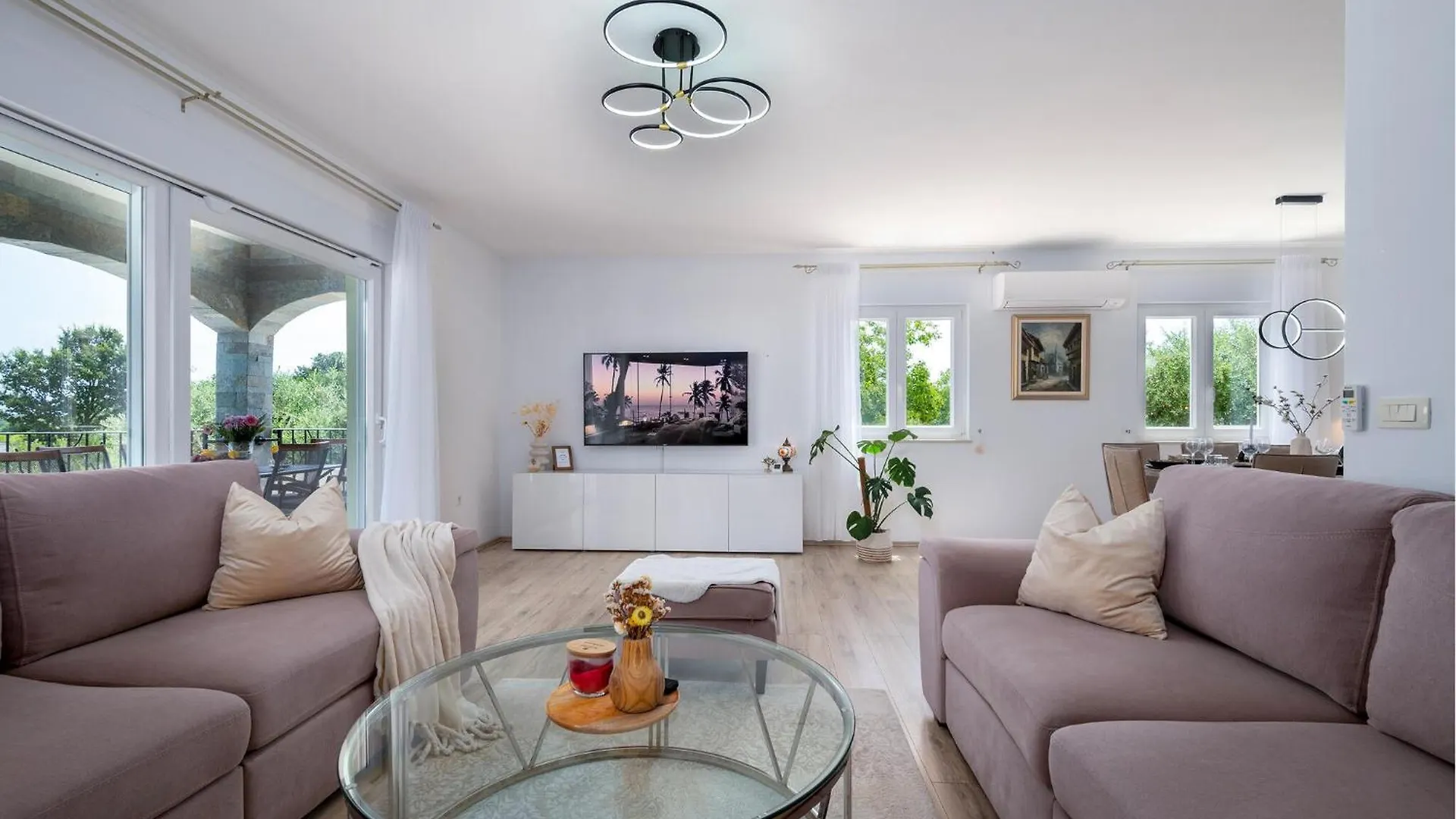 4 Bedroom Gorgeous Home In Pula Croatia