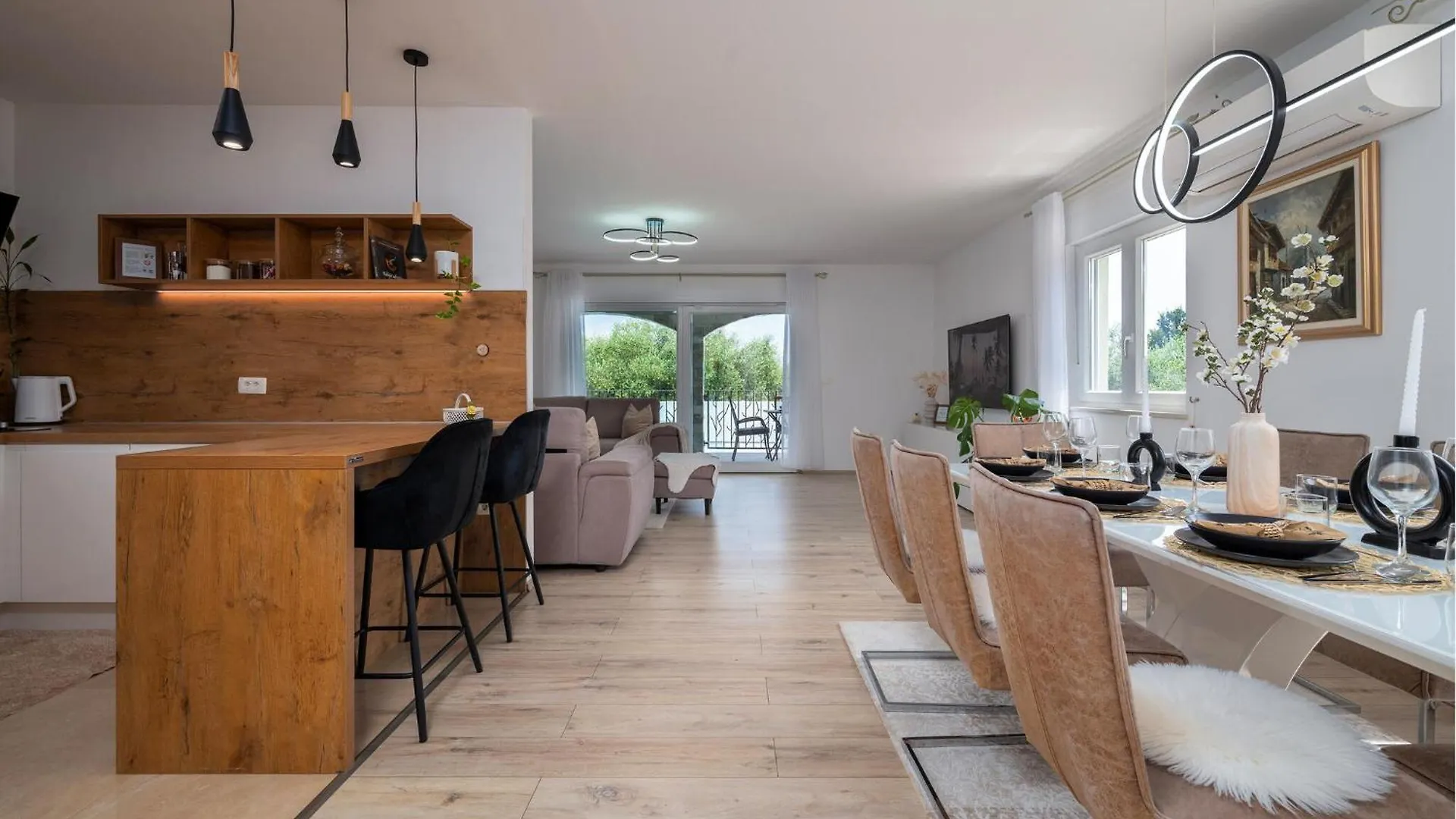 4 Bedroom Gorgeous Home In Pula 0*,  Croatia