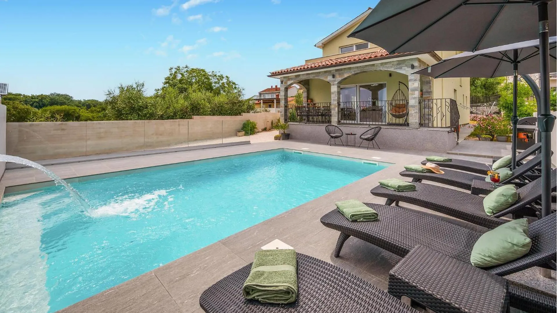 4 Bedroom Gorgeous Home In Pula 0*,  Croatia