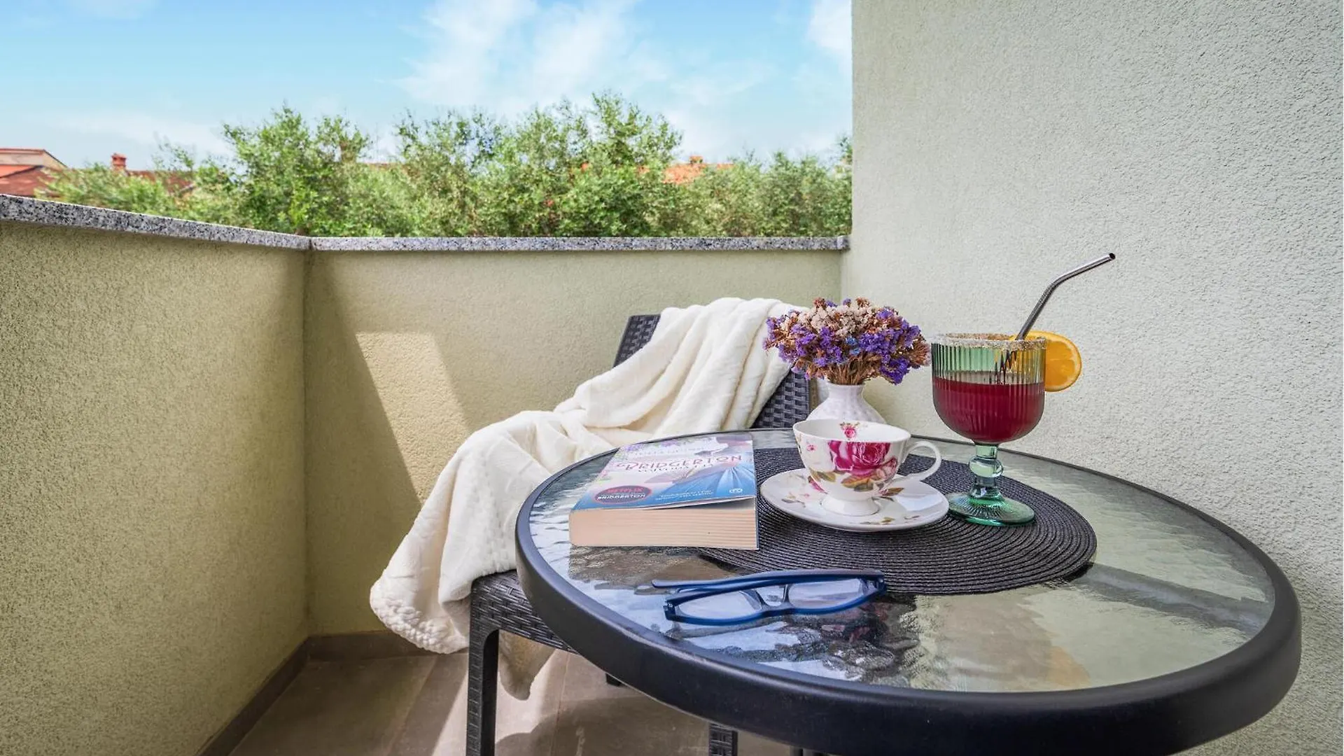 4 Bedroom Gorgeous Home In Pula