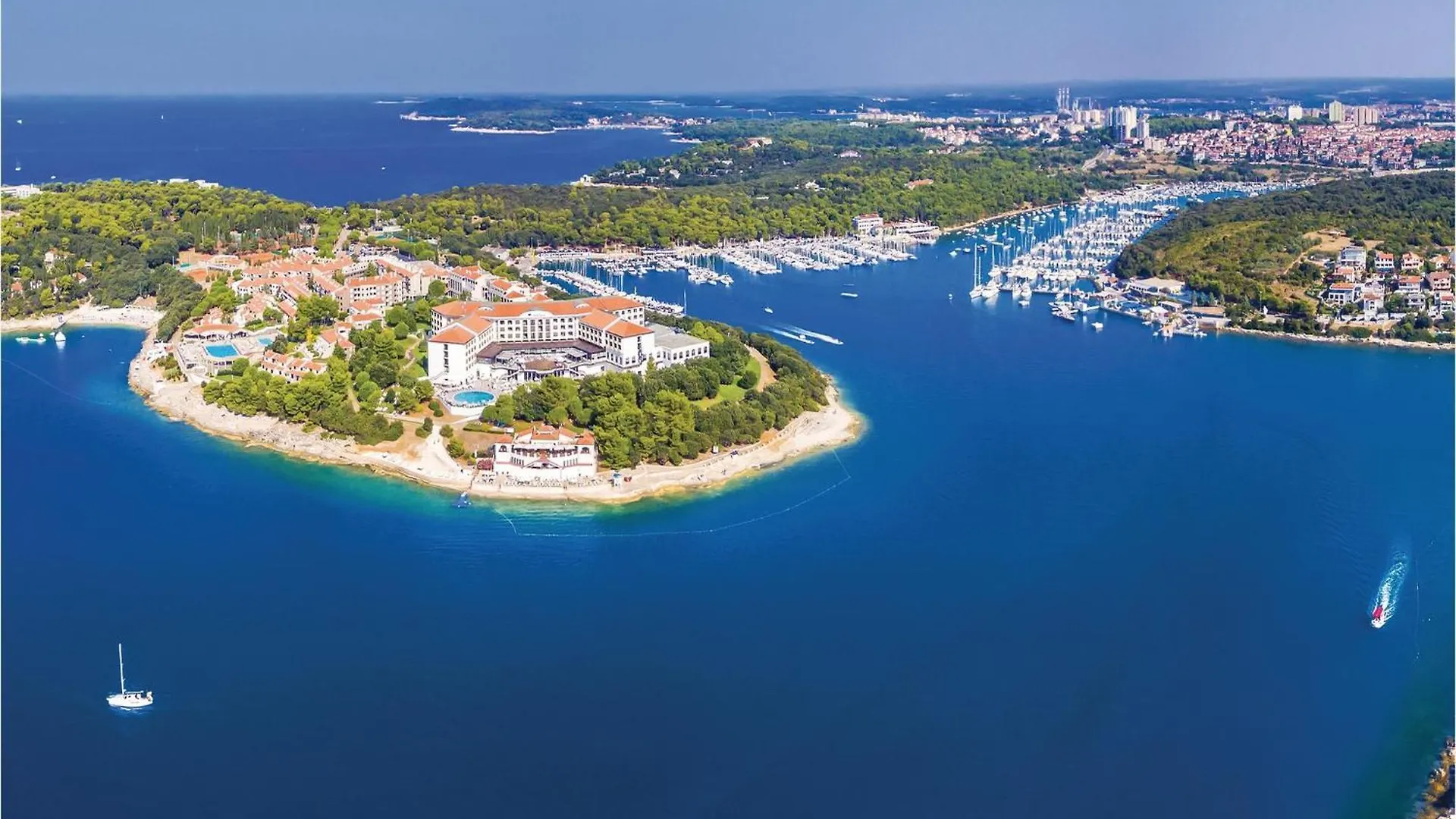 4 Bedroom Gorgeous Home In Pula Holiday home